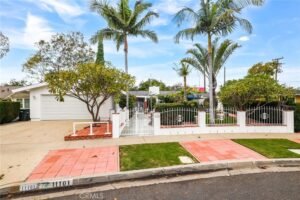 11101 Martha Ann Dr Los Alamitos CA 90720