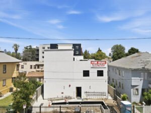 1009 E 29th St Los Angeles 1