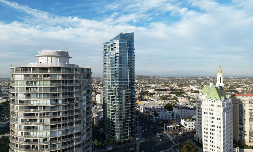 Aerial view of Los Angeles submarkets and apartment buildings